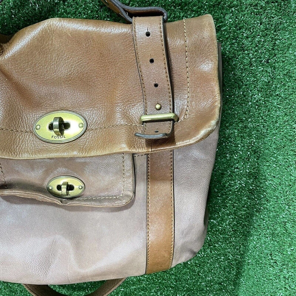 Fossil Genuine Leather Turn Lock Messenger Bag Shoulder Strap Satchel Brown - Picture 4 of 16